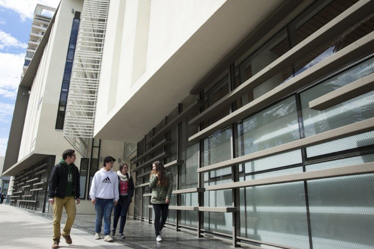 Escuela de Ingeniería Química