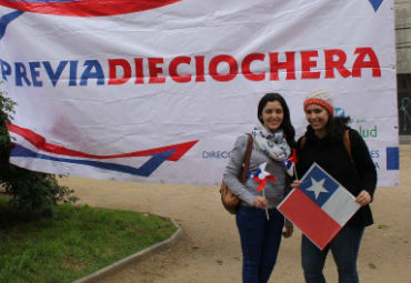 Estudiantes PUCV celebran fiestas patrias en “Previa Dieciochera”