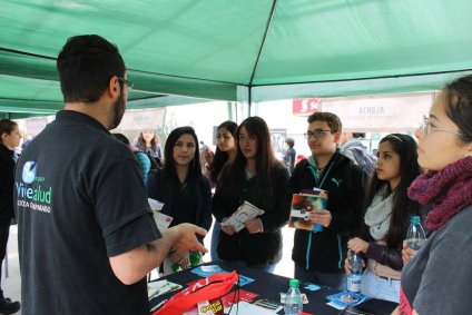 Última Feria Saludable del 2015 se realizó en el Campus Curauma - Foto 2