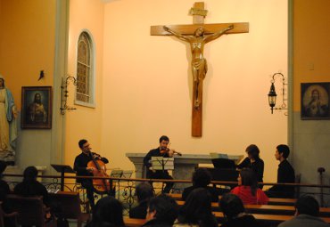 Con música del Trío Pléyades se inauguró la primera temporada de conciertos en Hospital Gustavo Fricke - Foto 2