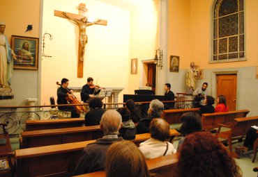 Con música del Trío Pléyades se inauguró la primera temporada de conciertos en Hospital Gustavo Fricke