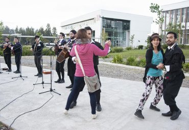 Comunidad de Curauma disfrutó de concierto de la Tuna de Distrito de la PUCV - Foto 2