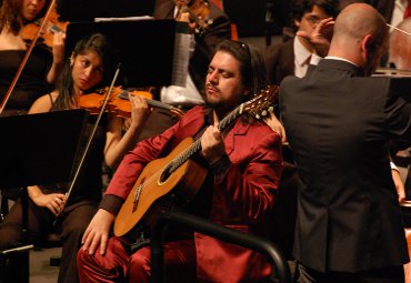 Ex alumno de la PUCV ganó prestigioso certamen de guitarra Miguel Llobet en España - Foto 2