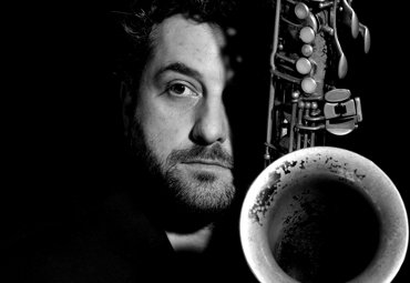 Ex alumno del Instituto de Música realiza tesis doctoral sobre improvisación musical en la clase de saxofón