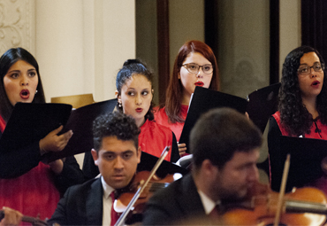 Orquesta de Cámara y Coro Femenino de PUCV ofrecieron segundo concierto de la Gala Musical de Verano 2017 - Foto 2