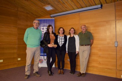 Ex alumnos de la Escuela de Ingeniería Bioquímica comparten su experiencia profesional con estudiantes - Foto 1