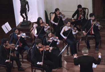 Orquesta Clásica y Coro de Cámara PUCV efectuarán conciertos de Semana Santa