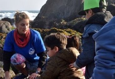 Alumna de postgrado crea juego de mesa para la enseñanza de las ciencias