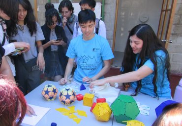 En la PUCV se realizó “Día Internacional de las Matemáticas” con juegos y presentación de comics