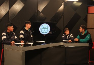 Periodismo PUCV desarrolló talleres con estudiantes del Colegio Rubén Castro