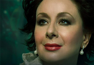 Soprano Verónica Villarroel ofrecerá concierto en el Teatro Municipal de Viña del Mar