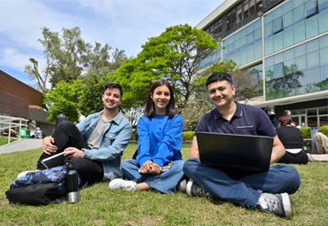 Admisión 2025: Becas y descuentos para nuevos estudiantes