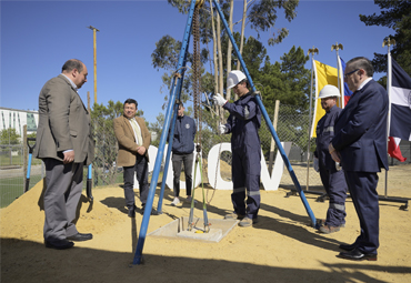 Primera piedra de Campo Deportivo y Escuela de Educación Física