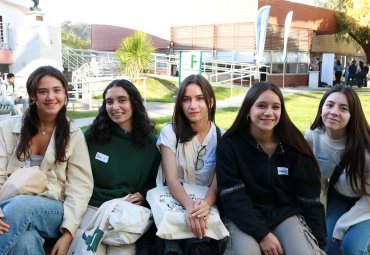 GALERÍA: Estudiantes reciben afectuosa bienvenida en sus unidades académicas