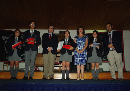 Profesor Lombardo representa a la PUCV en Licenciatura del Liceo José Cortés Brown