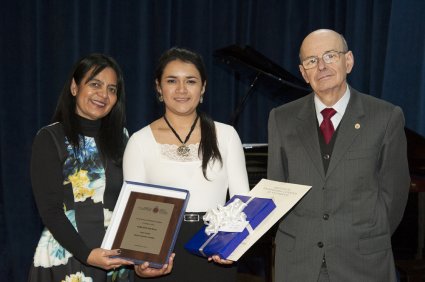 La historia de esfuerzo de la ingeniera comercial Felisa Peña Rojas, mejor titulada de su generación.