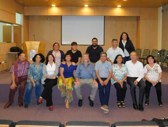 Expertos internacionales exponen en seminario sobre comunidades de aprendizaje organizado desde la PUCV