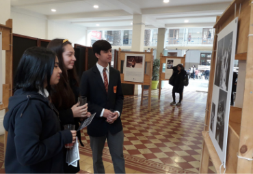 Delegaciones escolares fueron parte del lanzamiento de sitio web dedicado a Margot Loyola