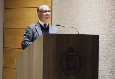 Facultad de Filosofía y Educación realizó ceremonia de entrega de diplomas a los egresados de los Diplomados Santiago 2018