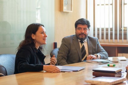 Facultad y Escuela reciben a representantes del Centro Internacional para la Gobernanza de los Océanos de la Western Sidney University