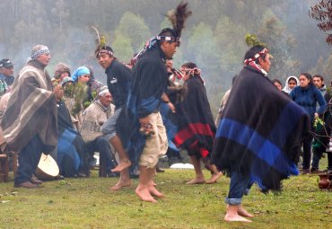 Fondo Margot Loyola PUCV conmemorará Día de los Pueblos Originarios