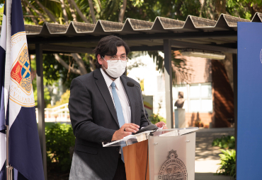 Instituto de Filosofía PUCV realizó ceremonia de entrega de grados del programa Magíster en Filosofía