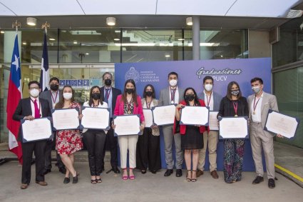 Derecho PUCV realiza ceremonia de graduación de Magíster en Derecho Penal y Ciencias Penales