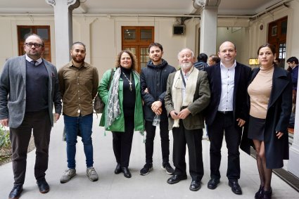 Derecho PUCV y Ediciones Universitarias de Valparaíso presentan libro "No hay mañana sin presente del ayer. Memorias póstumas" de Percival Cowley