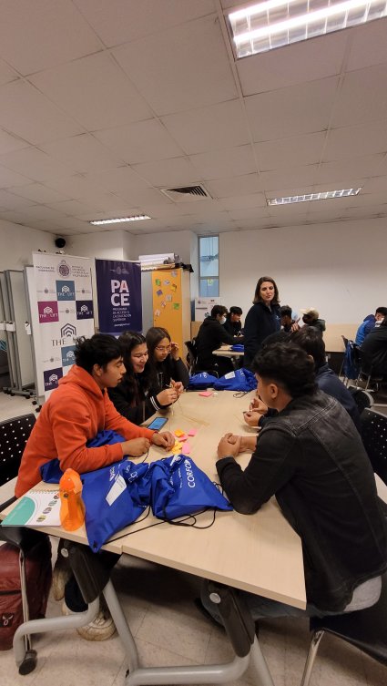 Estudiantes PACE participan en Jornada de Exploración Vocacional de Ingeniería