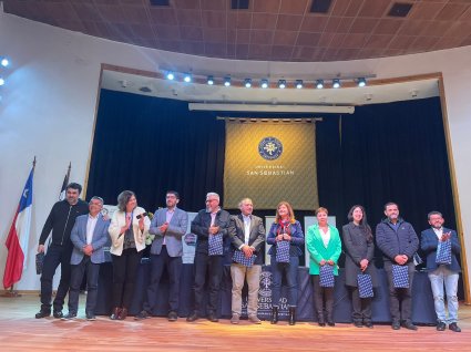 Profesores Karla Varas y Eduardo Caamaño participan en X Jornadas de Derecho del Trabajo de Puerto Montt