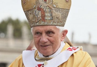 Facultad Eclesiástica de Teología PUCV despide al Papa emérito Benedicto XVI