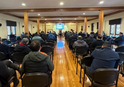 Prof. Juan Pablo Faúndez, Director del Programa de Ciencias para la Familia, es invitado por Obispo de Valparaíso a dar conferencia al Clero de la Diócesis sobre Teoría de género