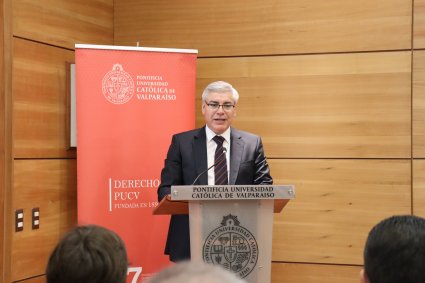 Presentan libro del profesor Eduardo Cordero en Valparaíso, Santiago y Buenos Aires