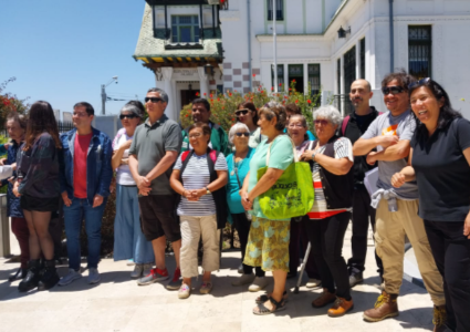 Profesor y estudiantes del IB participan en Ruta de la Botánica