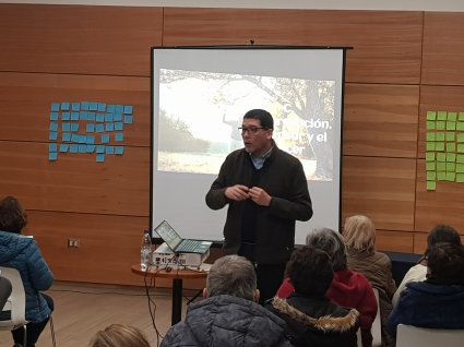 Académico de nuestra Facultad de Teología dicta curso en el contexto del Proyecto Prioriza Personas Mayores